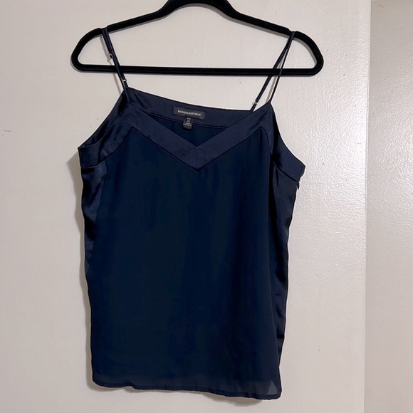 Banana Republic Tops - Banana Republic spaghetti strip top